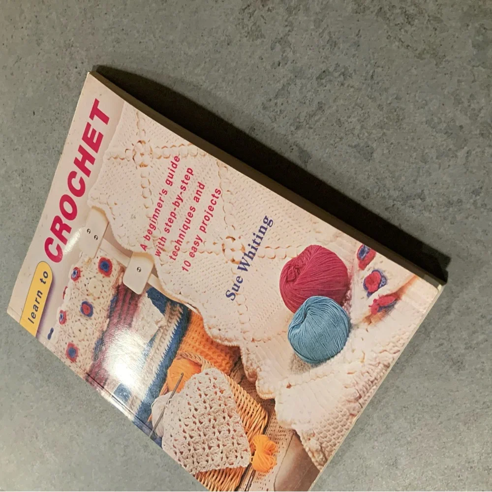 Learn to Crochet by Sue Whiting